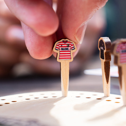 Hearts of Pine Travel Cribbage Board