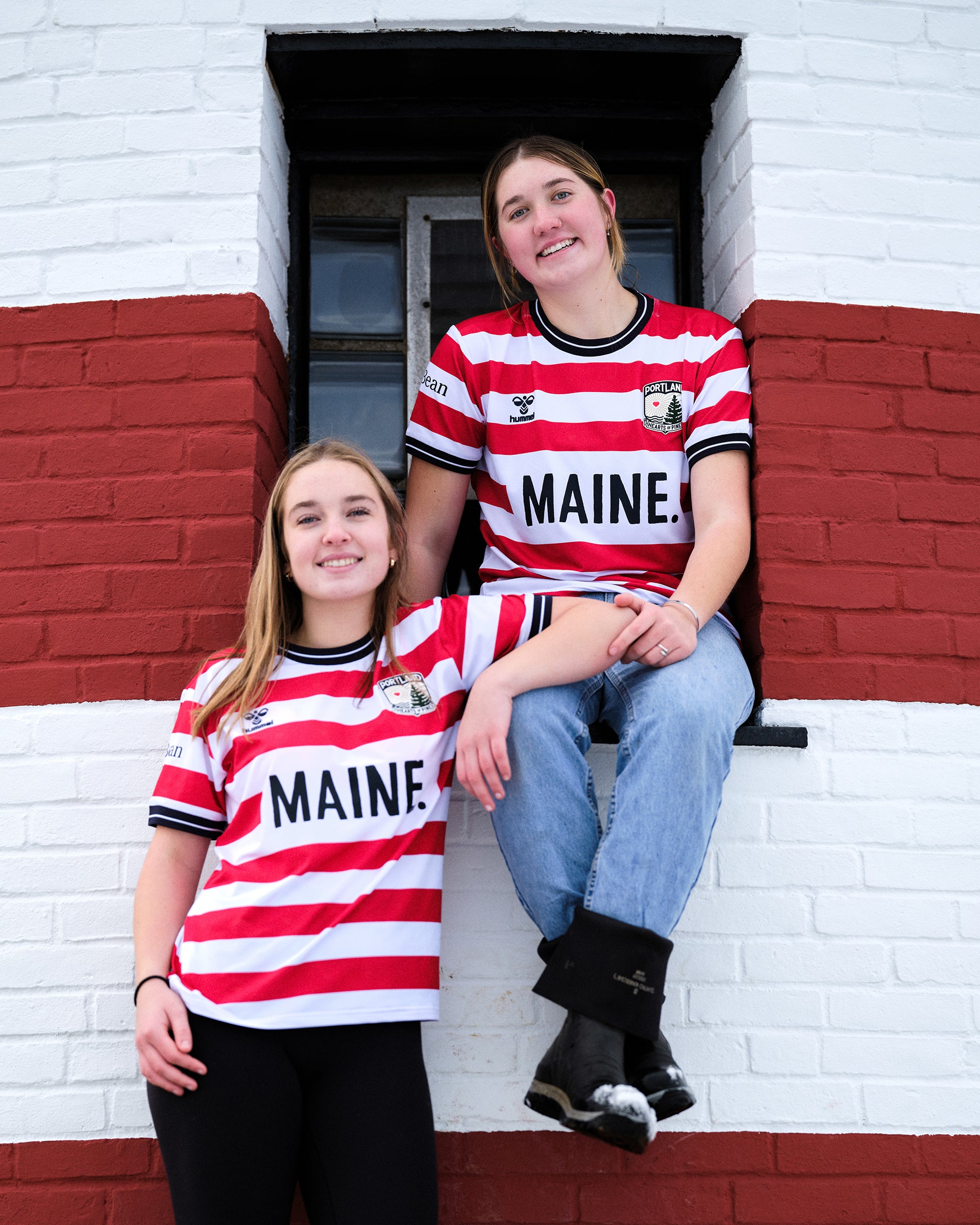Short Sleeve Authentic Lighthouse Kit (Women's) - M