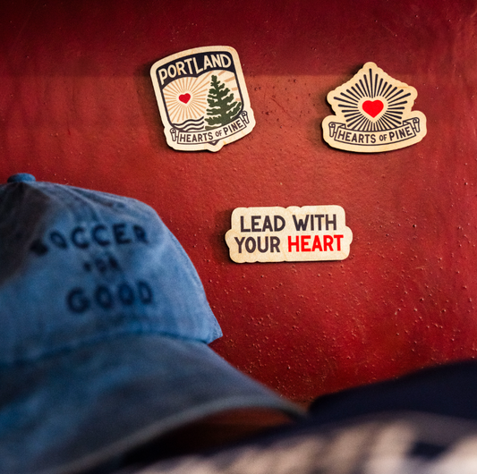 Crest Magnet